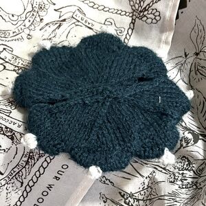 Hazel village beret super cute! Perfect condition